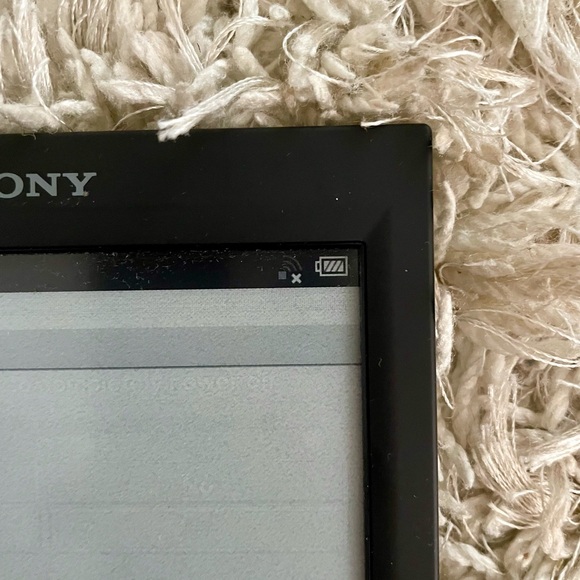 SONY E-Reader - Picture 8 of 10